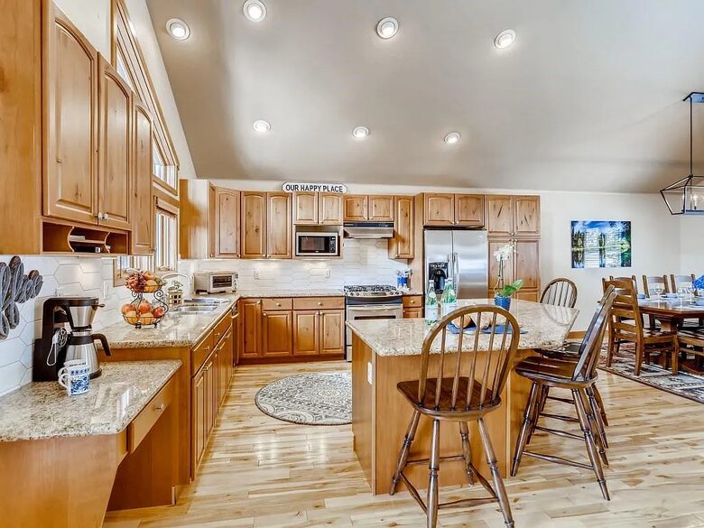 Large kitchen with mountain views