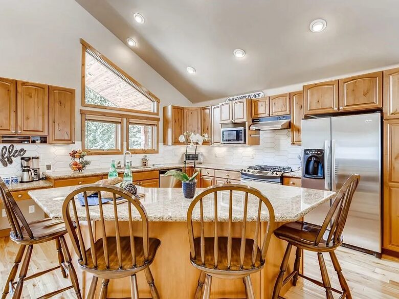 Kitchen with mountain views