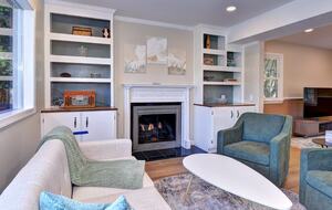 Tidal Creek Retreat: Elegance Meets Serenity - Newport News, Virginia
