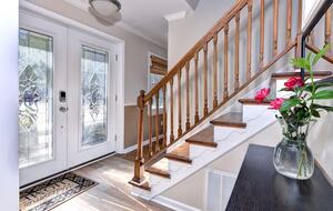 Tidal Creek Retreat: Elegance Meets Serenity - Newport News, Virginia