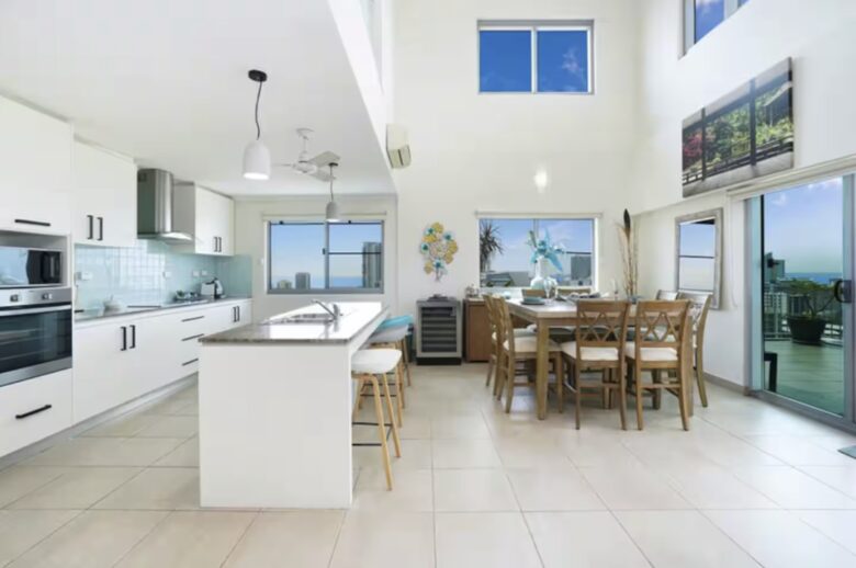 Skyline Serenity | A Two-Story Penthouse with Breathtaking Views - Darwin, Australia