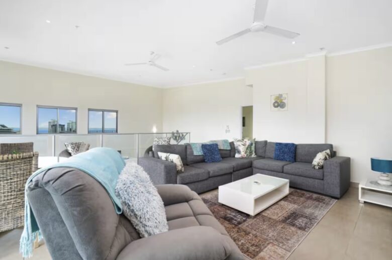 Skyline Serenity | A Two-Story Penthouse with Breathtaking Views - Darwin, Australia