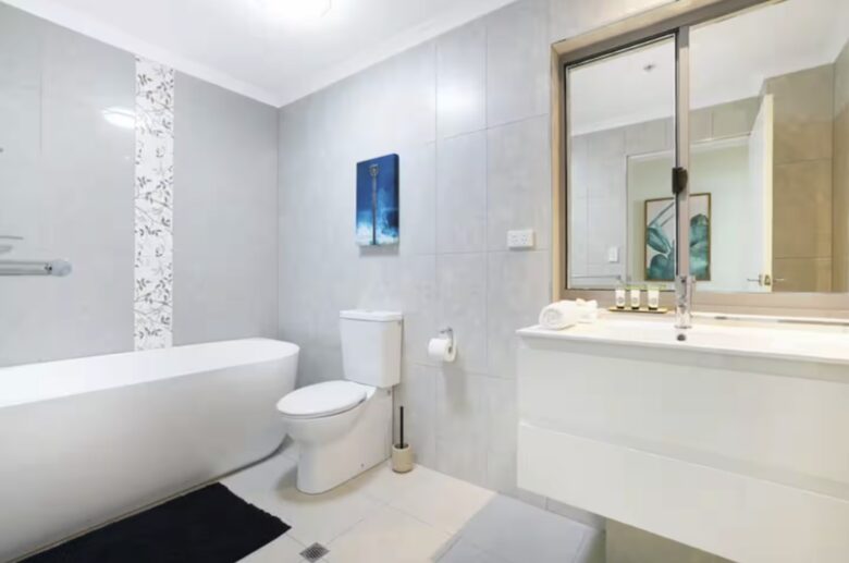 Skyline Serenity | A Two-Story Penthouse with Breathtaking Views - Darwin, Australia