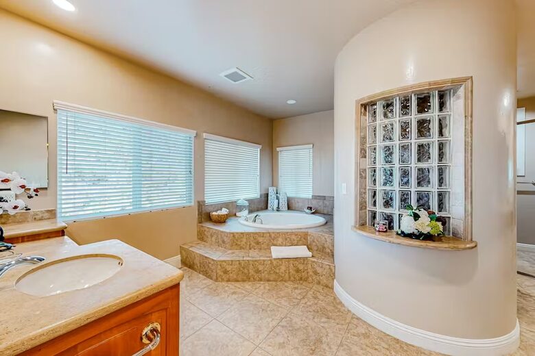 Oceanview Escape in the Heart of San Diego - San Diego, California