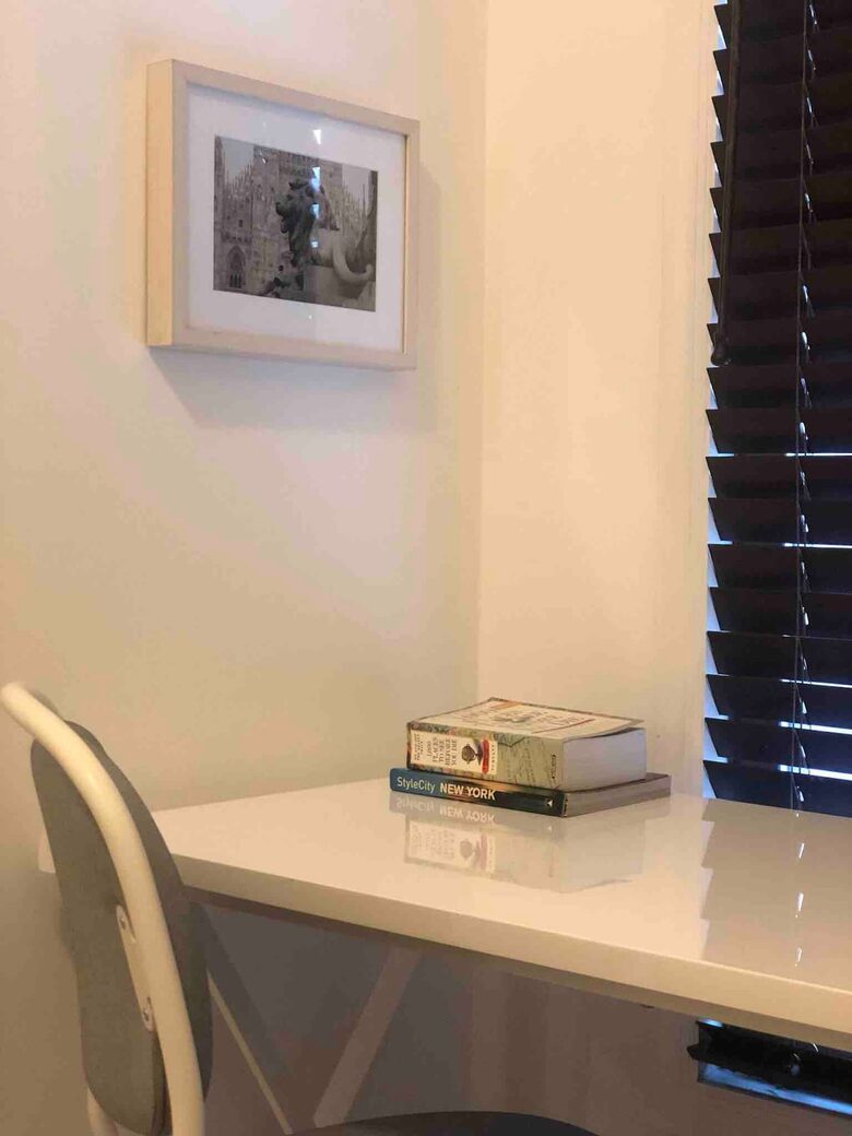 Light-Filled Brooklyn Flat with Artistic Flair - Brooklyn, New York