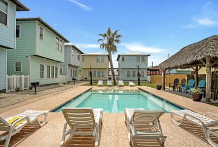 Teal by the Beach - Port Aransas, Texas