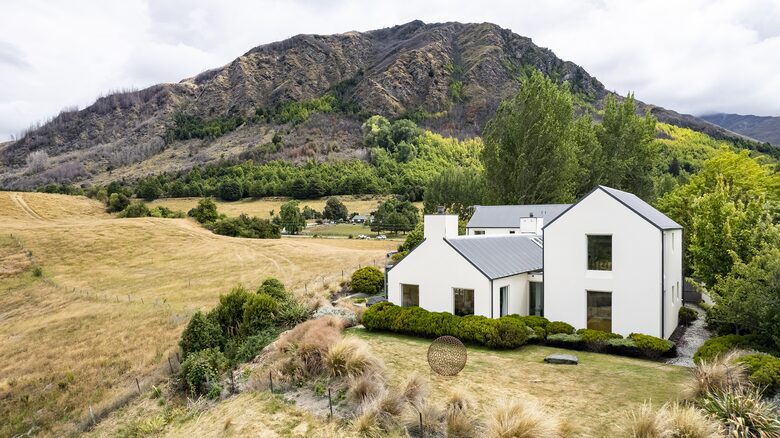 Elegant Escape in Arrowtown’s Premier Golf Community - Arrowtown, New Zealand