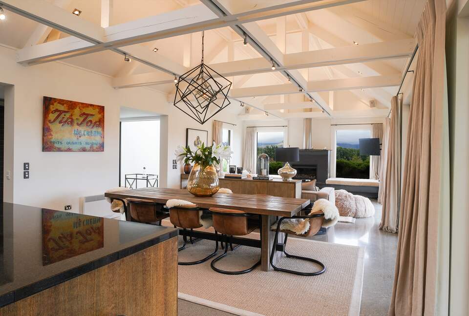 Elegant Escape in Arrowtown’s Premier Golf Community - Arrowtown, New Zealand