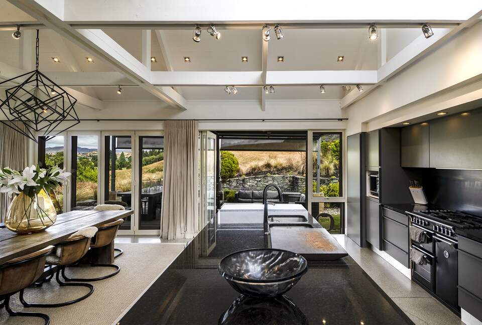 Elegant Escape in Arrowtown’s Premier Golf Community - Arrowtown, New Zealand