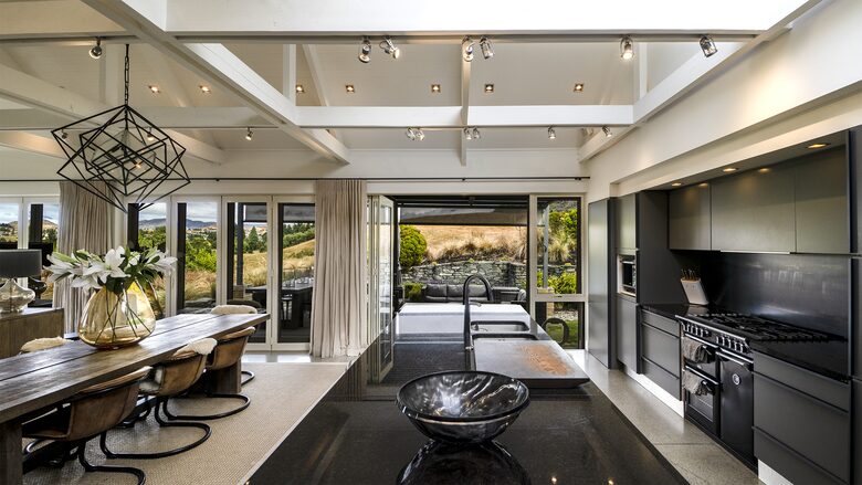 Elegant Escape in Arrowtown’s Premier Golf Community - Arrowtown, New Zealand