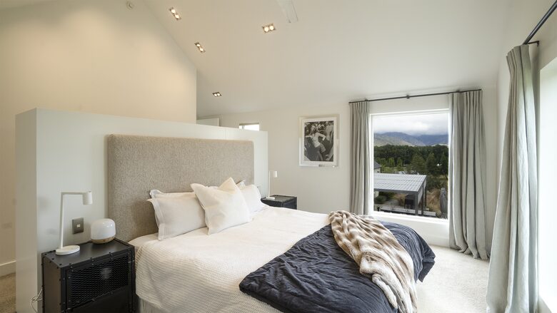 Elegant Escape in Arrowtown’s Premier Golf Community - Arrowtown, New Zealand