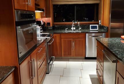Chef's Kitchen with two Bosch Dishwashers