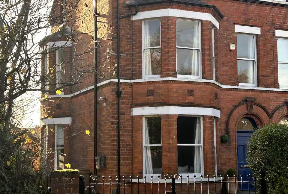 Charming Belfast Retreat in a Prime Location - Belfast, United Kingdom