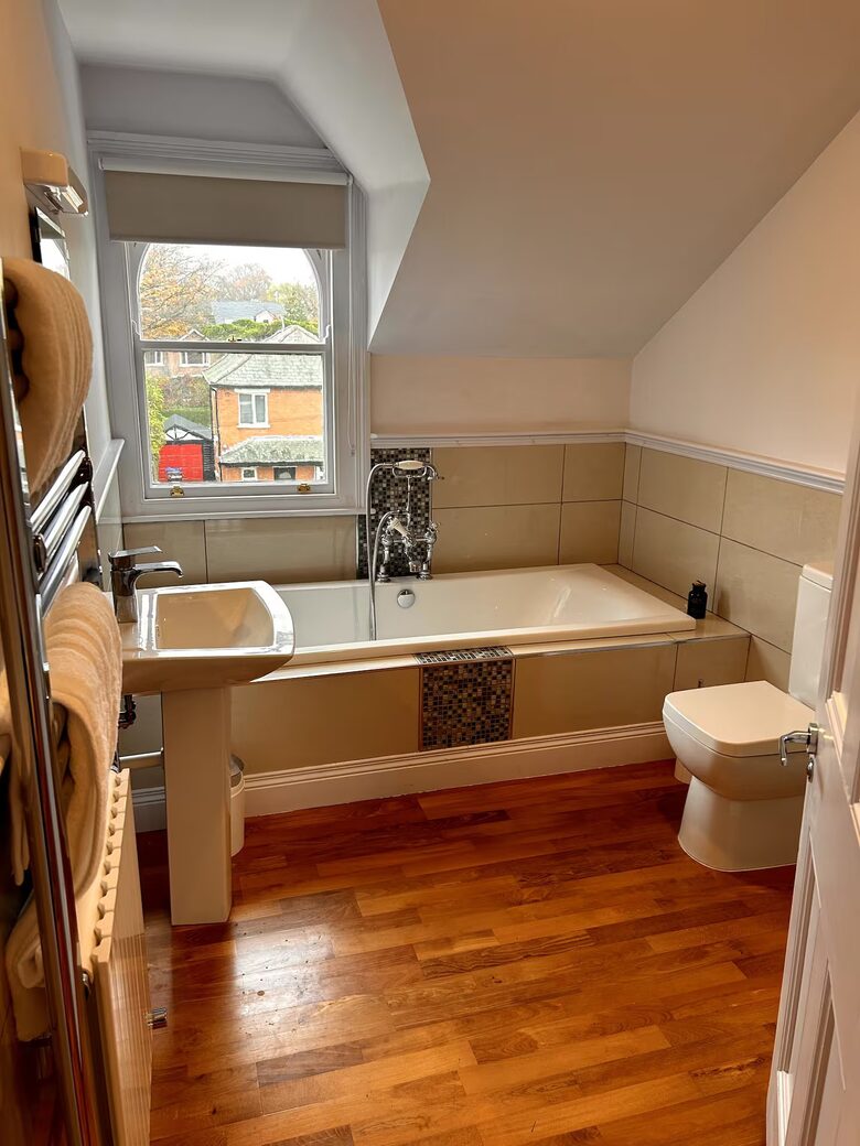 Charming Belfast Retreat in a Prime Location - Belfast, United Kingdom