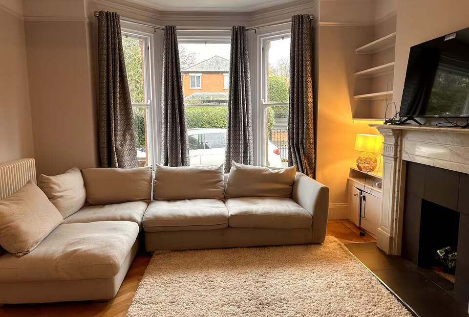 Charming Belfast Retreat in a Prime Location - Belfast, United Kingdom