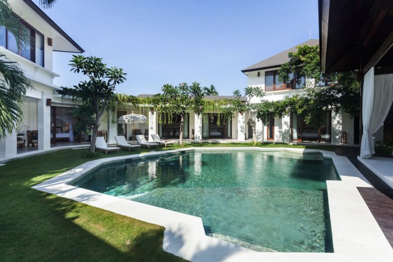 Tropical Escape in the Heart of Seminyak Steps from the Beach - Seminyak, Indonesia