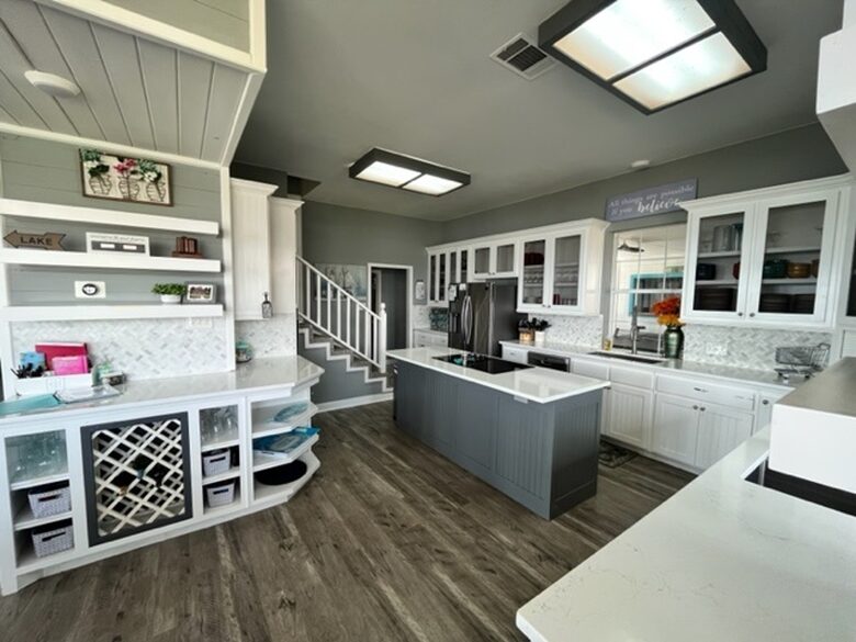 Sprawling Waterfront Haven with Private Dock & Boat Rental Option - Gun Barrel City, Texas