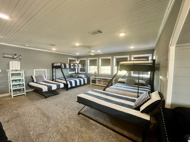 Sprawling Waterfront Haven with Private Dock & Boat Rental Option - Gun Barrel City, Texas
