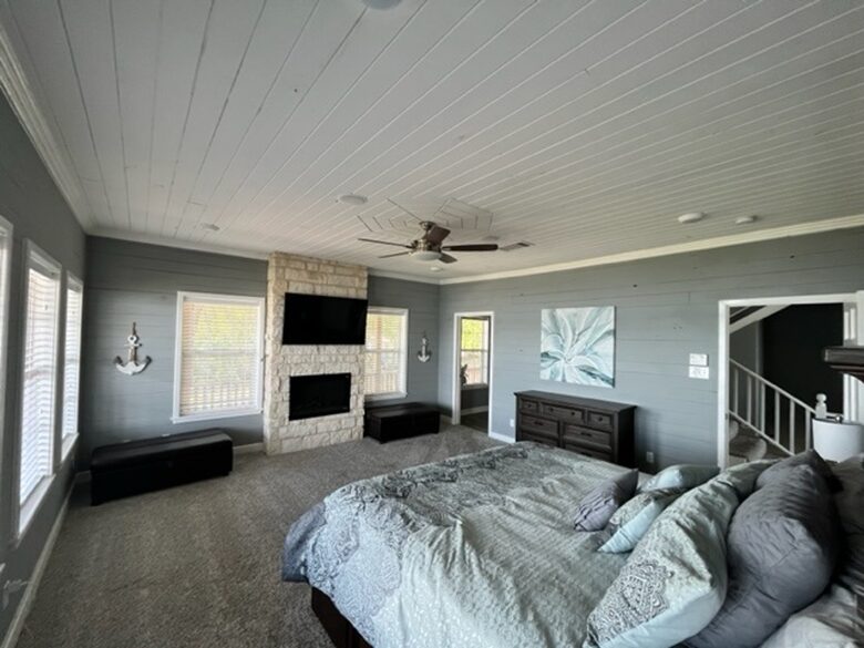 Sprawling Waterfront Haven with Private Dock & Boat Rental Option - Gun Barrel City, Texas