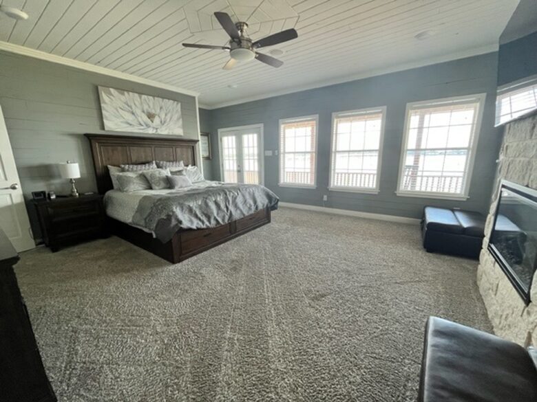 Sprawling Waterfront Haven with Private Dock & Boat Rental Option - Gun Barrel City, Texas