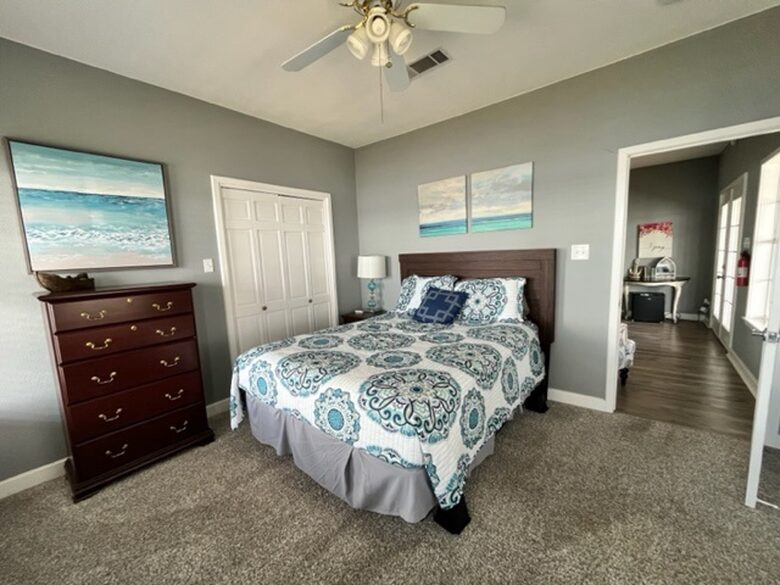 Sprawling Waterfront Haven with Private Dock & Boat Rental Option - Gun Barrel City, Texas