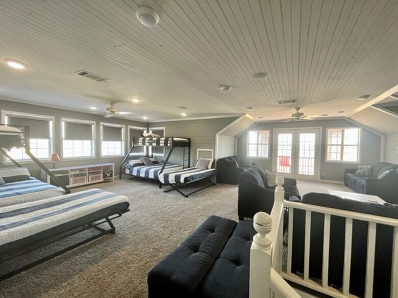 Sprawling Waterfront Haven with Private Dock & Boat Rental Option - Gun Barrel City, Texas