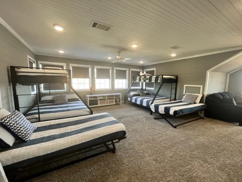 Sprawling Waterfront Haven with Private Dock & Boat Rental Option - Gun Barrel City, Texas