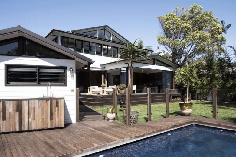 The Ultimate Coastal Escape with Heated Magnesium Pool - Avalon Beach, Australia