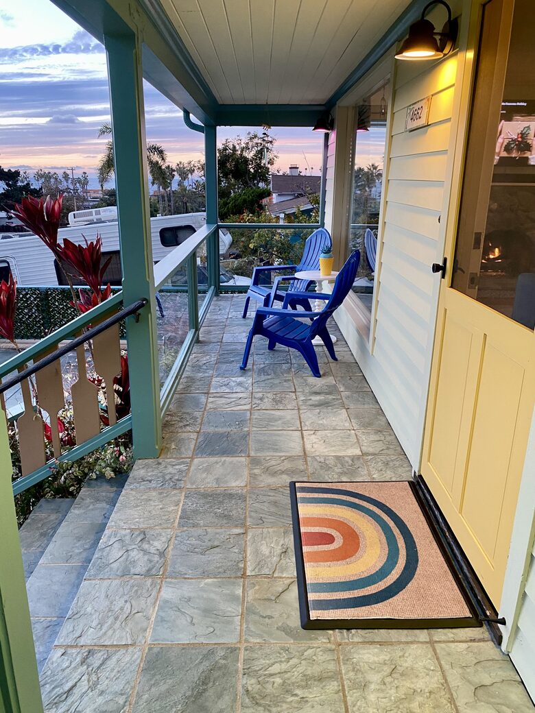 Colorful Coastal Cottage with ocean views - San Diego, California