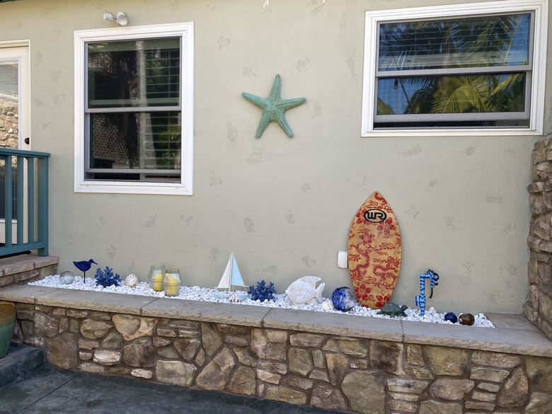 Colorful Coastal Cottage with ocean views - San Diego, California
