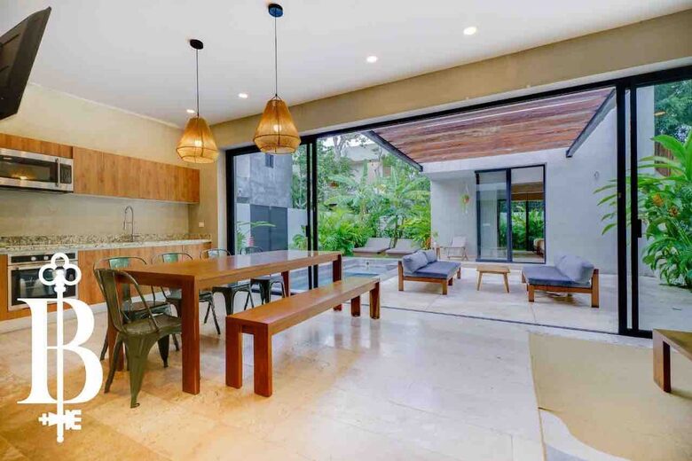 Contemporary Retreat Near Tulum’s Beaches - Tulum, Mexico