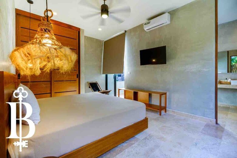 Contemporary Retreat Near Tulum’s Beaches - Tulum, Mexico