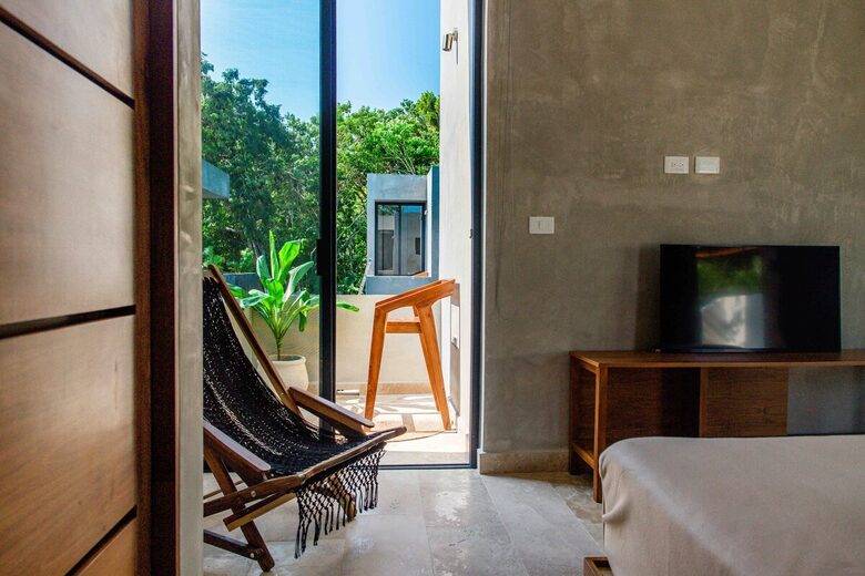 Contemporary Retreat Near Tulum’s Beaches - Tulum, Mexico