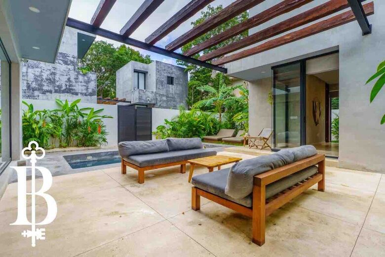 Contemporary Retreat Near Tulum’s Beaches - Tulum, Mexico