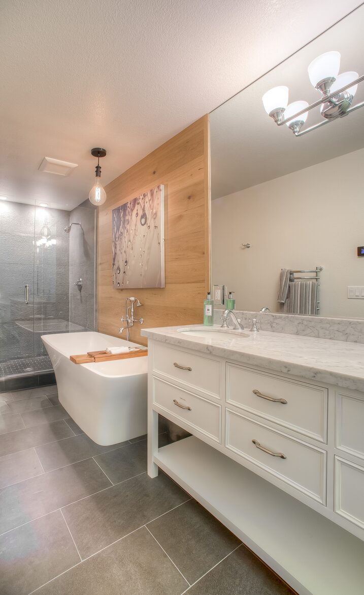 Spa like bathroom!