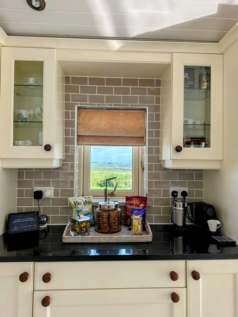 Wild Atlantic Way Irish Coastal Home Howards Way - Liscannor, Ireland