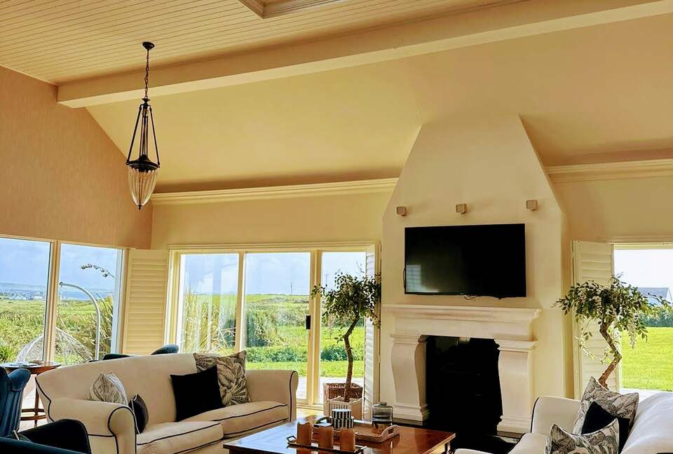 Wild Atlantic Way Irish Coastal Home Howards Way - Liscannor, Ireland