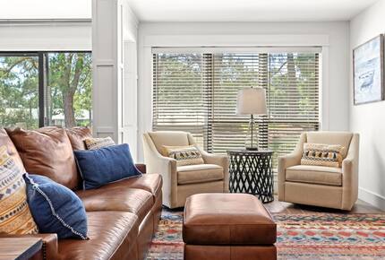 Refined Coastal Retreat in Miramar Beach - Miramar Beach, Florida
