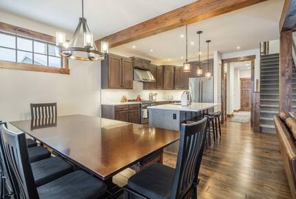 Three-Story Mountain Escape in the Heart of Suncadia - Cle Elum, Washington