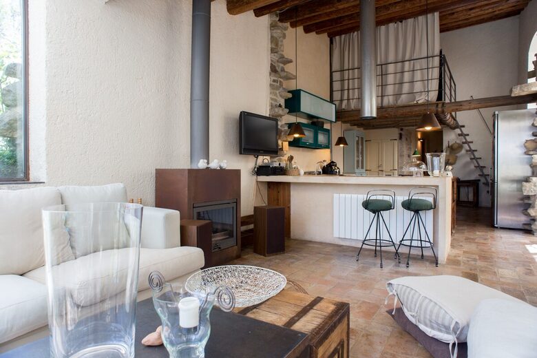 Country House with Pool – Close to Barcelona - Rocafort, Barcelona, Spain