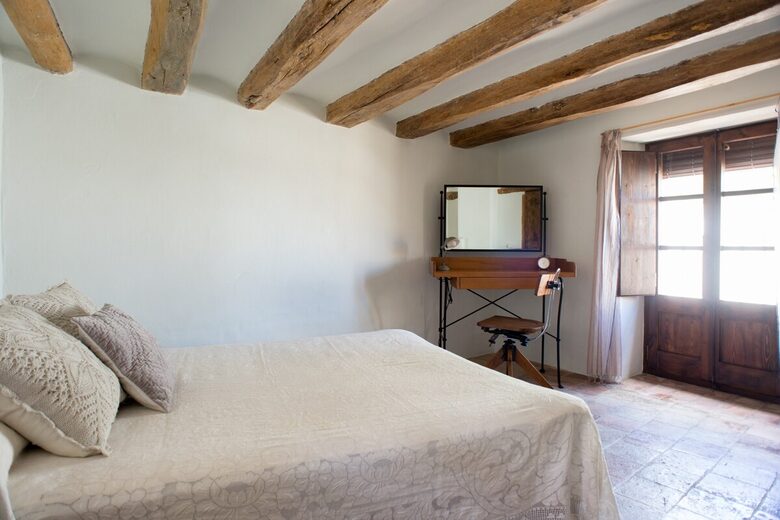 Country House with Pool – Close to Barcelona - Rocafort, Barcelona, Spain