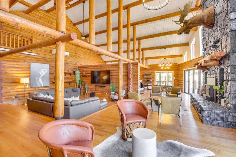 Elegant Mountain Hideaway | 27 Acres of Serenity & Entertainment - Alpine, California