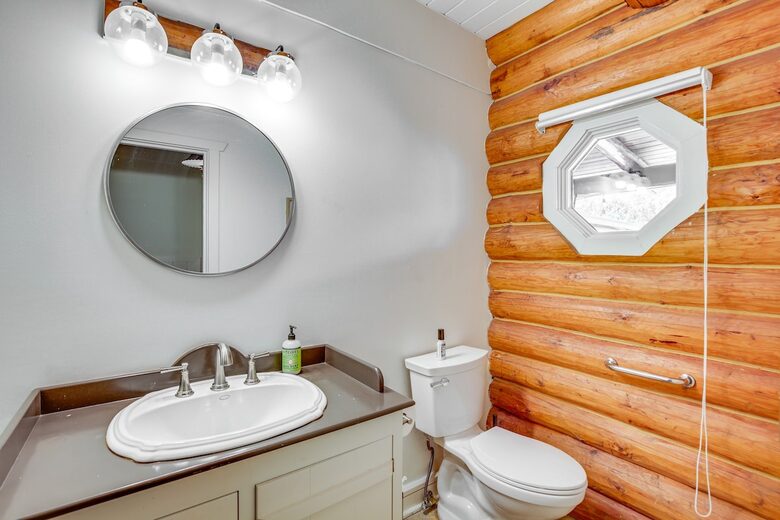 Elegant Mountain Hideaway | 27 Acres of Serenity & Entertainment - Alpine, California
