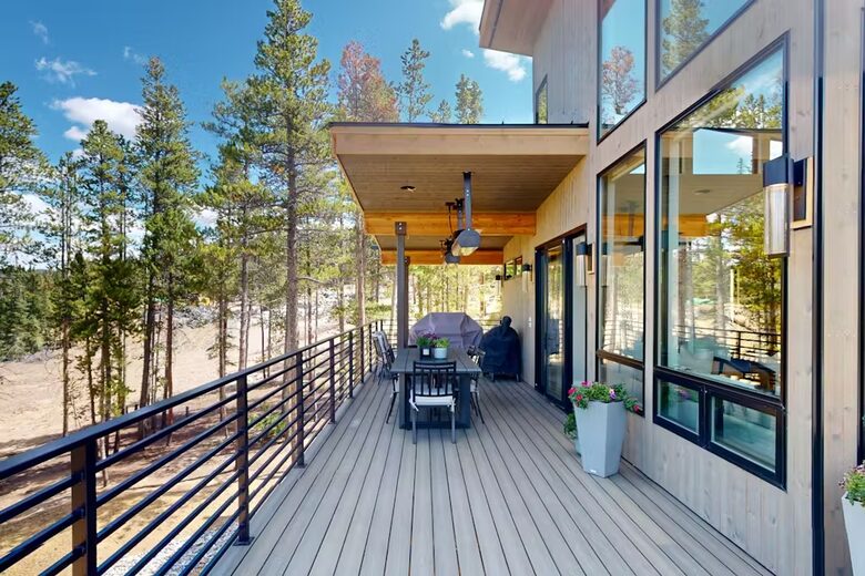 Exquisite Breckenridge Retreat with Panoramic Views - Breckenridge, Colorado