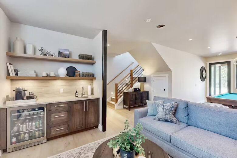 Exquisite Breckenridge Retreat with Panoramic Views - Breckenridge, Colorado
