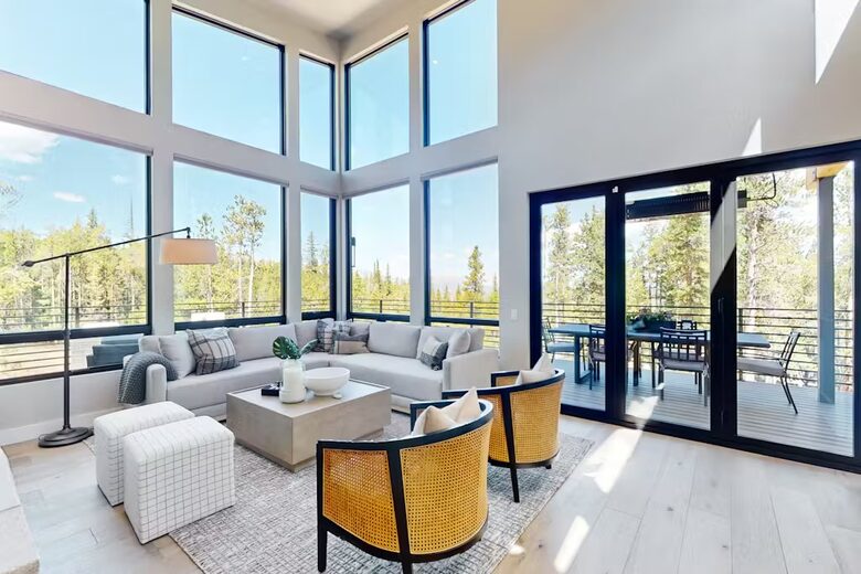 Exquisite Breckenridge Retreat with Panoramic Views - Breckenridge, Colorado