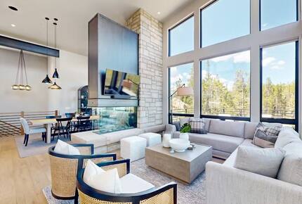 Exquisite Breckenridge Retreat with Panoramic Views - Breckenridge, Colorado