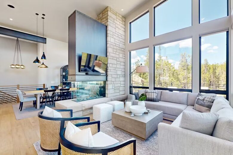 Exquisite Breckenridge Retreat with Panoramic Views - Breckenridge, Colorado