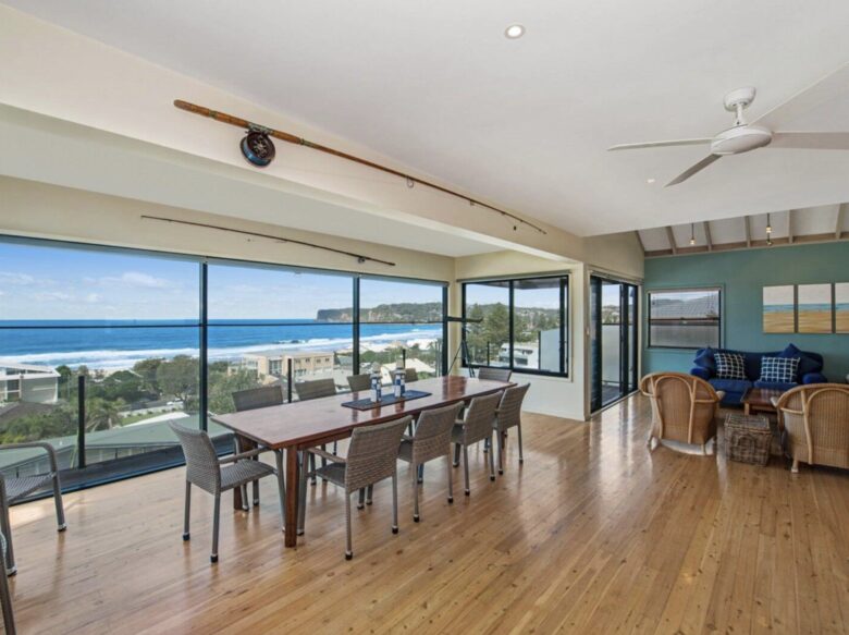 Dining area and lounge