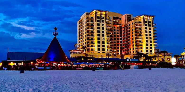 Spacious Condo with Exclusive Beach Access - Panama City Beach, Florida